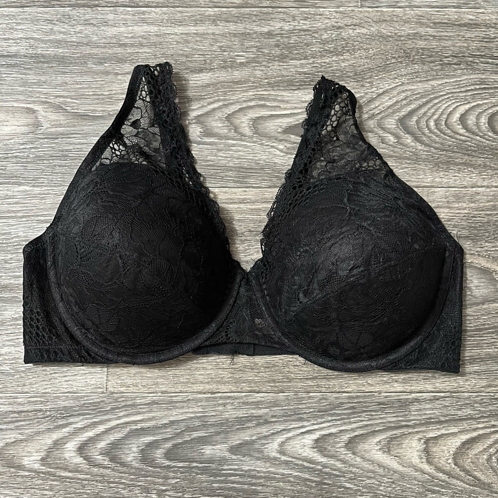 Ambrielle Lace Black Bra Size 40DD Plunge Push Up Padded Underwire Back Close